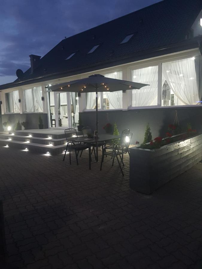 Motelik Zajazd U Marcela Byslaw Exterior foto
